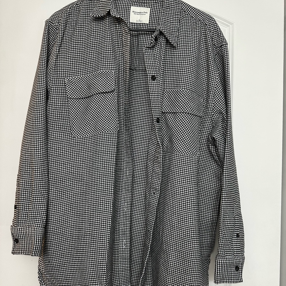 Abercrombie & Fitch Black and White Gingham Shirt